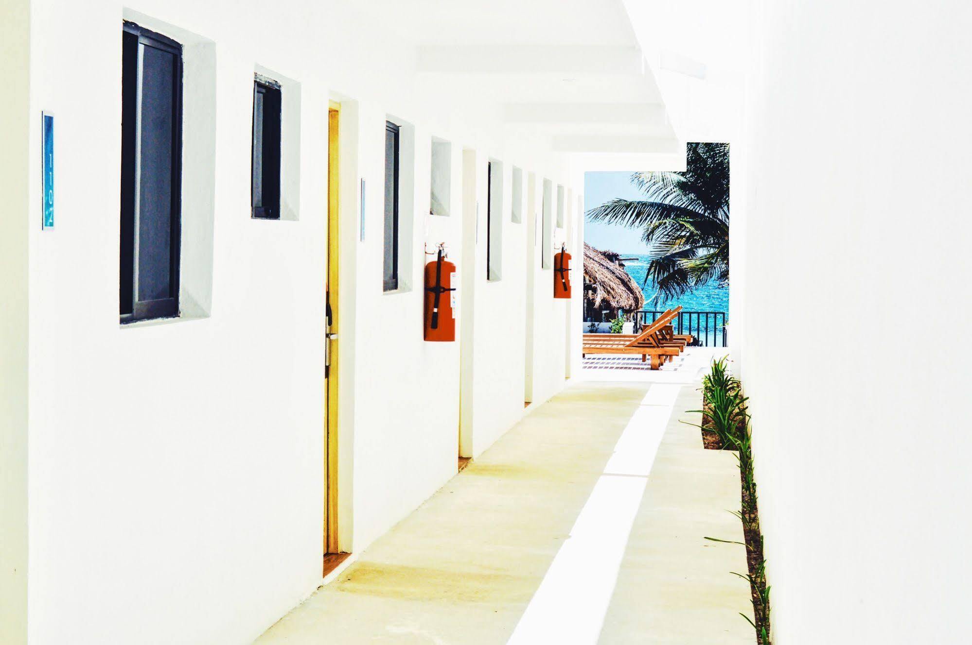 Cielo Beach Hotel Puerto Morelos פוארטו מורלוס מראה חיצוני תמונה